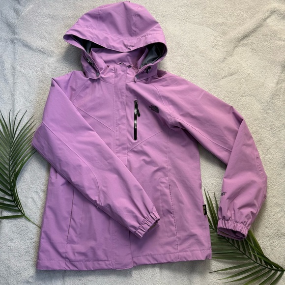 The North Face Women's Purple Jacket - Picture 5 of 15